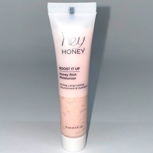 Hey Honey
Boost It Up Honey and Hyaluronic Acid Rich Moisturizer
